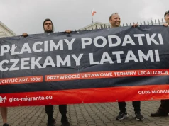 „Płacimy podatki, czekamy latami”. Imigranci domagali się w Warszawie szybszej legalizacji pobytu