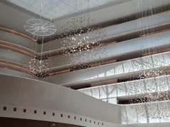 Polka stworzyła monumentalną instalację w luksusowym hotelu w Abu Zabi