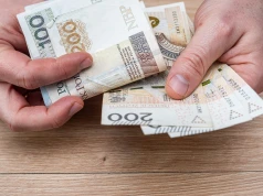 Emerytury i renty pójdą w górę. Jak zmienią się przelewy z ZUS po marcowej waloryzacji?