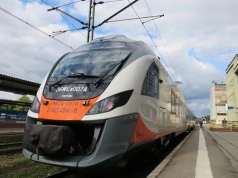 O krok od zderzenia w Kielcach. Dwa pociągi na jednym torze