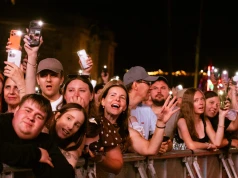 O co chodzi z tymi Żaglami?