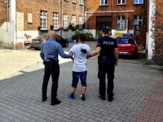 Ukradł kosmetyki i zaatakował ekspedientkę. 46-latek zatrzymany