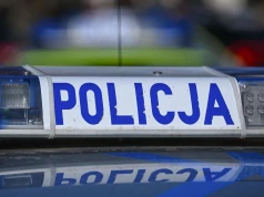 Policjant oskarżony o przekroczenie uprawnień. Miał złamać nos zatrzymanemu mężczyźnie