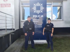 Piotrków: Dramatyczna akcja na torach. Policjanci wyciągnęli 20-latka tuż sprzed nadjeżdźącego pociągu