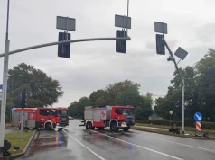 W Chorzowie kierowca zerwał sieć trakcyjną. Nie kursują tramwaje, są utrudnienia dla kierowców
