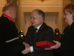 Wspomnienie o ojcu Bronisławie Sroce SJ w tygodniku DoRzeczy