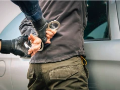 Słowacka policja udaremniła atak na fabrykę dronów. Zabezpieczono napalm