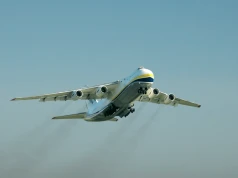 Ukraiński gigant An-124 w Rzeszowie. Kolosalny samolot transportowy w Jasionce