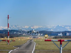 Pasażerowie skarżyli się na niepokojące objawy. Pilot nadał kod 7700