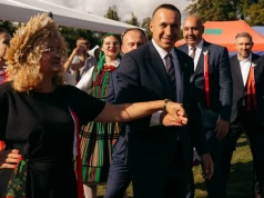 Dożynki Wojewódzkie w Bystrzycy. Gwiazdami wieczoru Reni Jusis i Zakopower