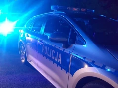Pościg ulicami Cieszyna – kierujący z zakazem, pasażer z narkotykami, a samochód przywłaszczony