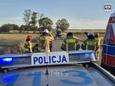 Ciągnik dachował w rowie. 61-letni rolnik trafił do szpitala