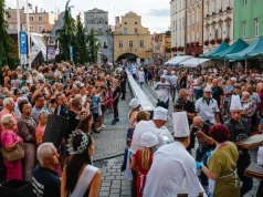 Jawor czy Toruń? Kto w Polsce ma najdłuższy… piernik?