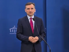 „Niezrozumiała zwłoka” ws. wniosku o ekstradycję Ziobry. Prokuratura nabrała wody w usta