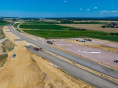 Lider polskiego rynku finiszuje swój pierwszy autostradowy kontrakt w Czechach. Ciąg dalszy może nastąpić