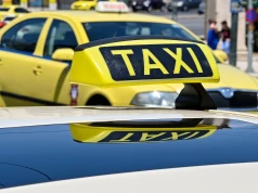 Turyści w Atenach nie mogli wysiąść. Taksówkarz żądał 600 euro