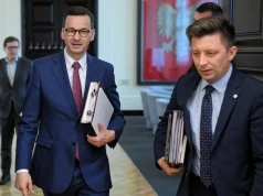 Ludzie Morawieckiego odchodzą od PiS w PE. Dworczyk potwierdza