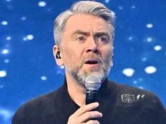 Aż łzy stanęły mu w oczach. Zrobiła to dla męża. "Myślałem, że to AI"