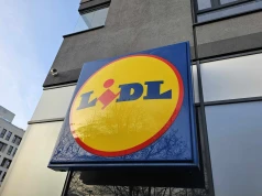 Gigantyczne wyprzedaże w Lidlu. Ceny spadają nawet o 50 %. Klienci polują na przecenione produkty