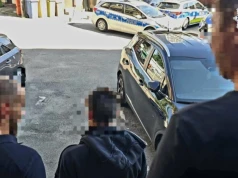 Najpierw okradli plażowiczów, a później sami padli ofiarą rozboju. Policja odzyskała nawet sztabkę złota