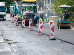 Rząd zwiększa budżet na drogi. Gminy i powiaty: nadal zdecydowanie za mało