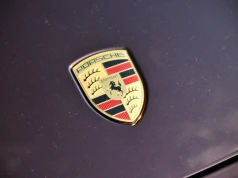 Indyjski gigant robi zakupy w Porsche. Przejmie całą firmę