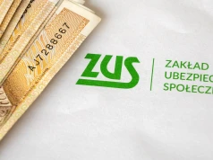 ZUS podał termin wypłaty "czternastek". Może domagać się ich zwrotu od seniorów