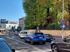 Korek na Mikołowskiej. Zwężenie przez prace pod wiaduktem