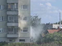 Pożar w mieszkaniu na Białołęce. Z lokalu wydobywał się dym