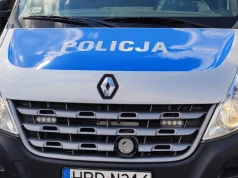 Rowerzysta potrącił 76-latkę na chodniku. Kobieta trafiła do szpitala