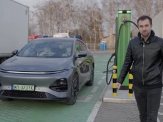 Chińczycy zrobili alternatywę dla Tesli Model Y. Xpeng G6 ma tylko jedną wadę