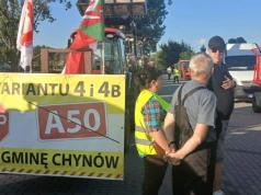Sadownicy z powiatu grójeckiego protestują przeciwko A50. Obawiają się o swoje gospodarstwa