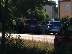 Blisko 3 promile alkoholu i 9-letni syn w samochodzie. Dzięki reakcji świadka nietrzeźwy kierowca został zatrzymany