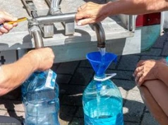 19 tygodni bez wody z kranu. Skażenie w Komorznie nie ustępuje