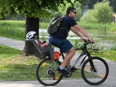 Nowy plan Morawieckiego dla młodych rodziców? Ojciec: To strzał w kolano