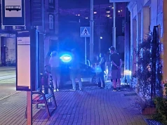 Pijany kierowca na Załężu. Uderzył w auto i słupek