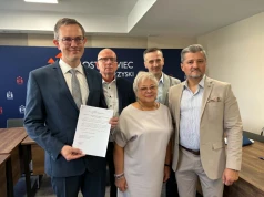 Będzie program stypendialny dla studentów z Ostrowca. Rada miasta przyjęła propozycję
