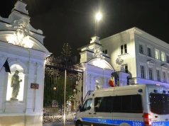 Zbrodnia na Uniwersytecie Warszawskim. Sąd umorzył postępowanie