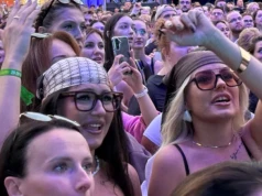 Tłumy Wrocławian na Stadionie Olimpijskim. Trwa festiwal Erste Letnie Brzmienia