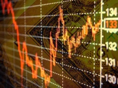 Rekord w hipotekach, w wynikach nVidii i w KGHM-ie oraz czarna seria bankructw
