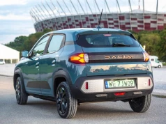 Nowa Dacia Spring ma potężną wyprzedaż! W salonach dostaniesz aż 23.000 zł korzyści i 7 lat gwarancji