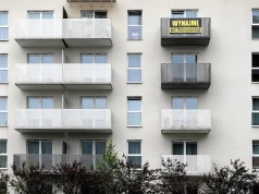Szukasz mieszkania na wynajem? Nawet oglądanie lokalu może być częścią oszustwa