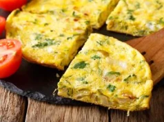 Nie szakszuka, a egipska egga. Ten ziołowy omlet bije klasyk na głowę
