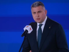 Ruch sądu w sprawie Piesiewicza. Rozpatrzono wniosek prokuratury