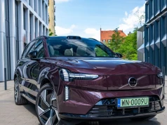Elektryki i SUV-y niszczą drogi? Eksperci mają inną teorię