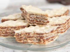Ciocia podawała je na każdej imprezie. Znalazłam przepis bez mleka w proszku i wafle smakują jeszcze lepiej