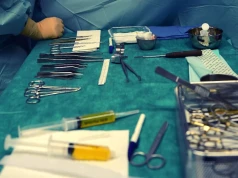 Pierwsza operacja mózgu z pomocą AI. Brytyjscy neurochirurdzy usunęli guz przysadki