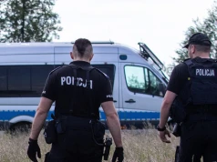 Ciało kobiety w lesie w Kędzierzynie-Koźlu. Policja: Zabezpieczyliśmy liczne ślady
