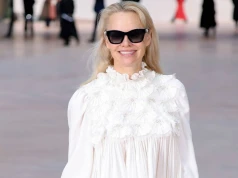 Pamela Anderson pokazała manicure. "Glass Nails" to hit dla minimalistek
