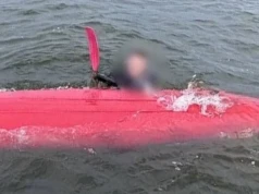 Kajak wywrócił się na Jeziorze Karsińskim. Błyskawiczna akcja Chojnickiego WOPR